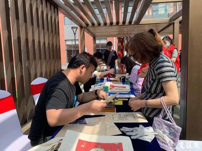 書香浸潤暖民心，梁溪區揚名文創圖書館開館暨“壹頁揚光”全民閱讀品牌啟動